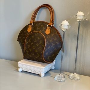 LOUIS VUITTON Authentic Ellipse PM